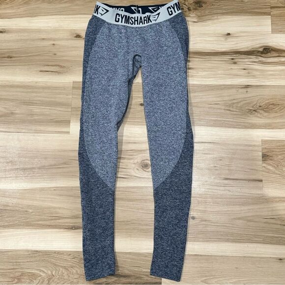 Gymshark Blue Seamless Leggings Women’s Medium - Picture 1 of 3